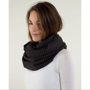 Lululemon Vinyasa Scarf